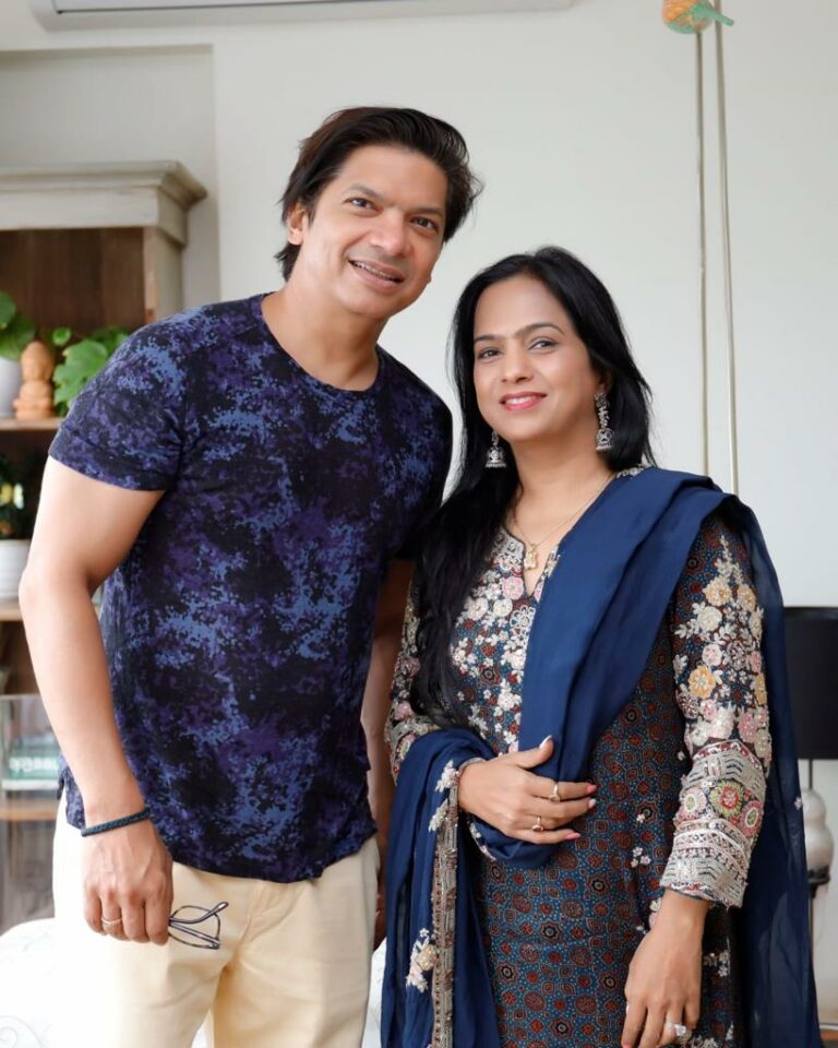 Rashmi M Agrawal’s “Desh Ka Salam” OUT NOW! Collaboration with Shaan Up Next!