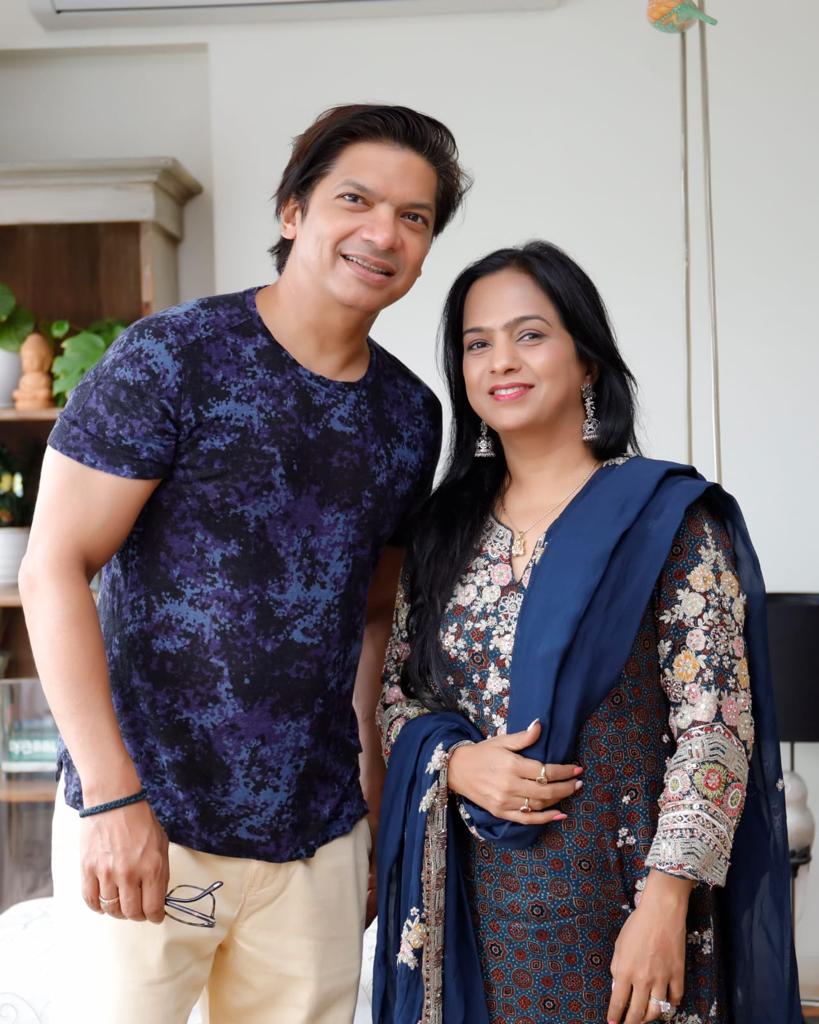 Rashmi M Agrawal’s “Desh Ka Salam” OUT NOW! Collaboration with Shaan Up Next!
