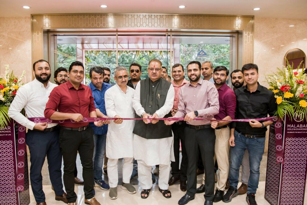 Malabar Gold & Diamonds inaugurates its First store in Dehradun with a Grand Opening
