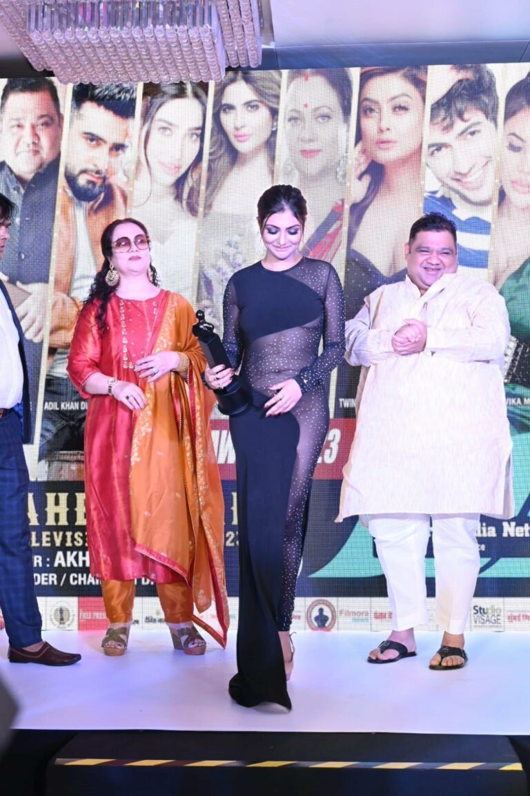 “Khushi Mukherjee: Redefining Entertainment with Fearless Determination”