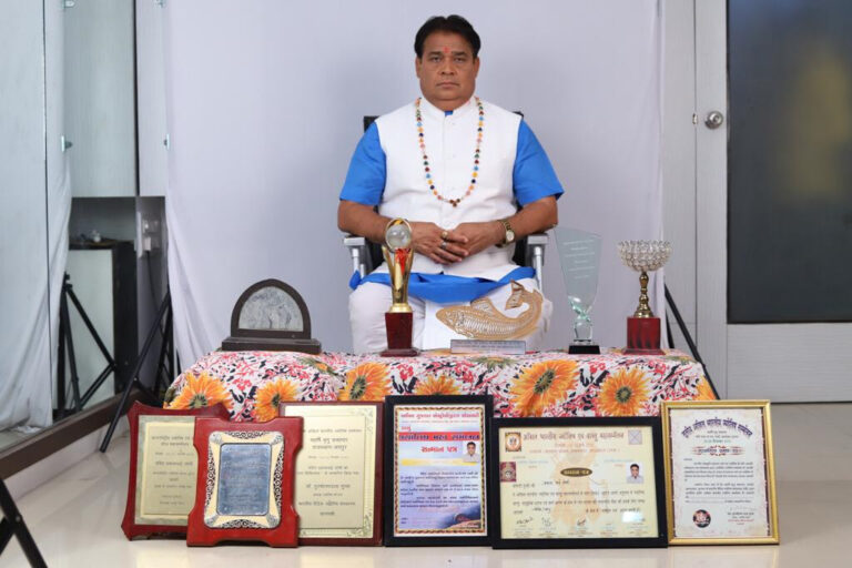 Pandit Prakash Joshi, Top Astrologer in Ahmedabad, Foretells Political Triumphs and Sporting Victories