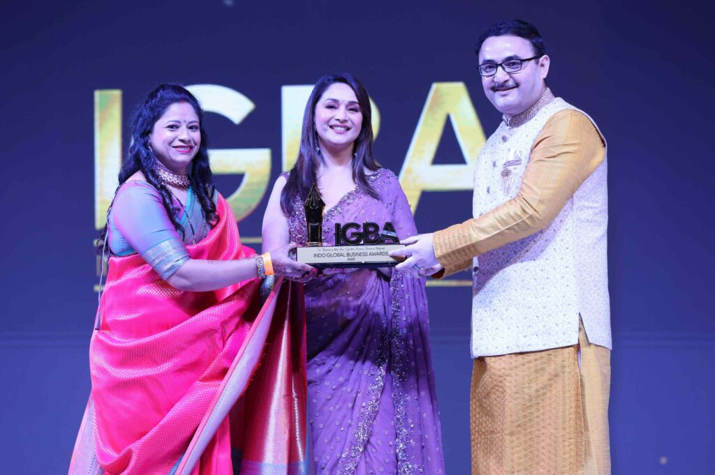 Parmanu Defence Academy Triumphs as Best Defence Academy in North India, Honored by Padma Shri Madhuri Dixit