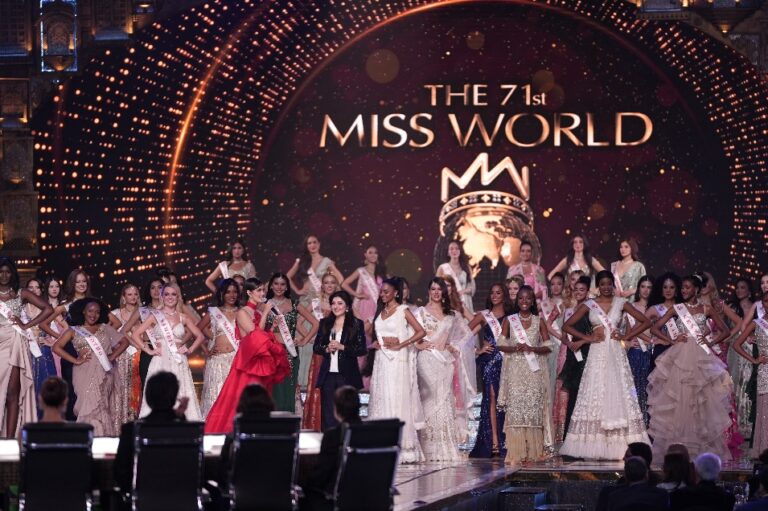 Designer Archana Kochhar is promoting the Make in India Campaign in 112 countries through the Miss World Festival 