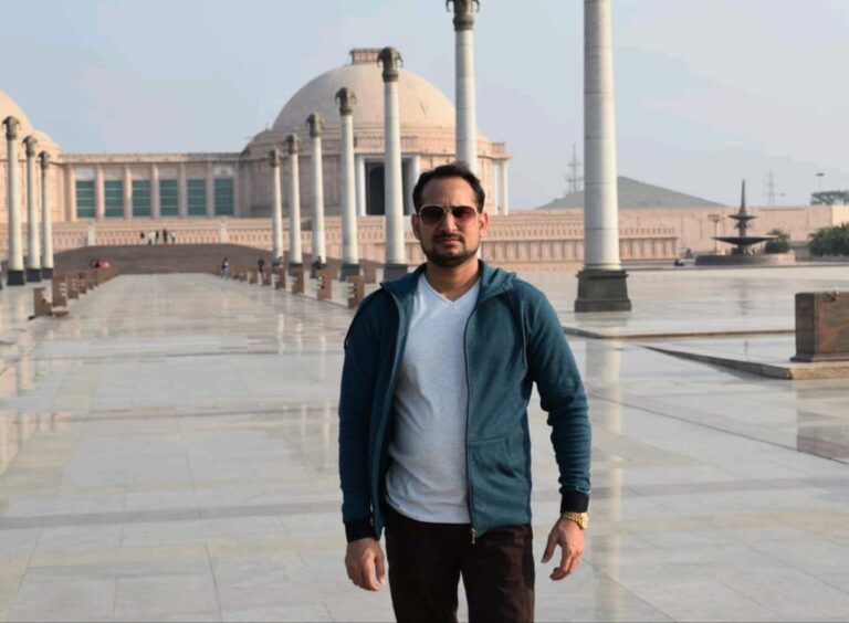 No More Missed Opportunities: How Ronakians Helped Thousands of Businesses Thrive Online