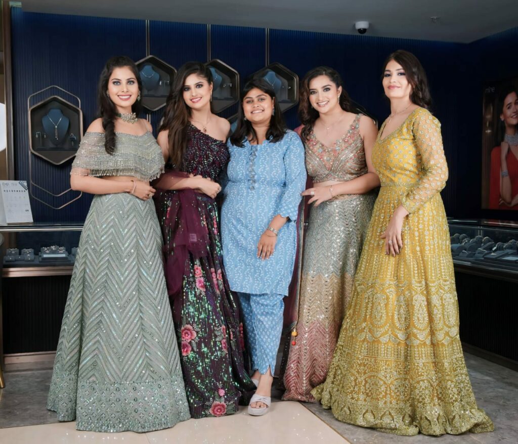 Transform Your Career with an Exclusive Professional Makeup Course Offer
