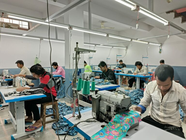 Srokam Exports: A Leader in Women’s Clothing Manufacturing