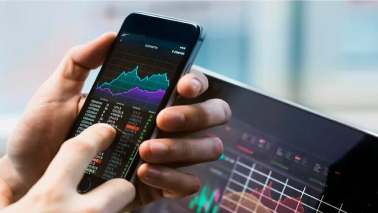 Understanding Investment Strategies for Smarter Decisions