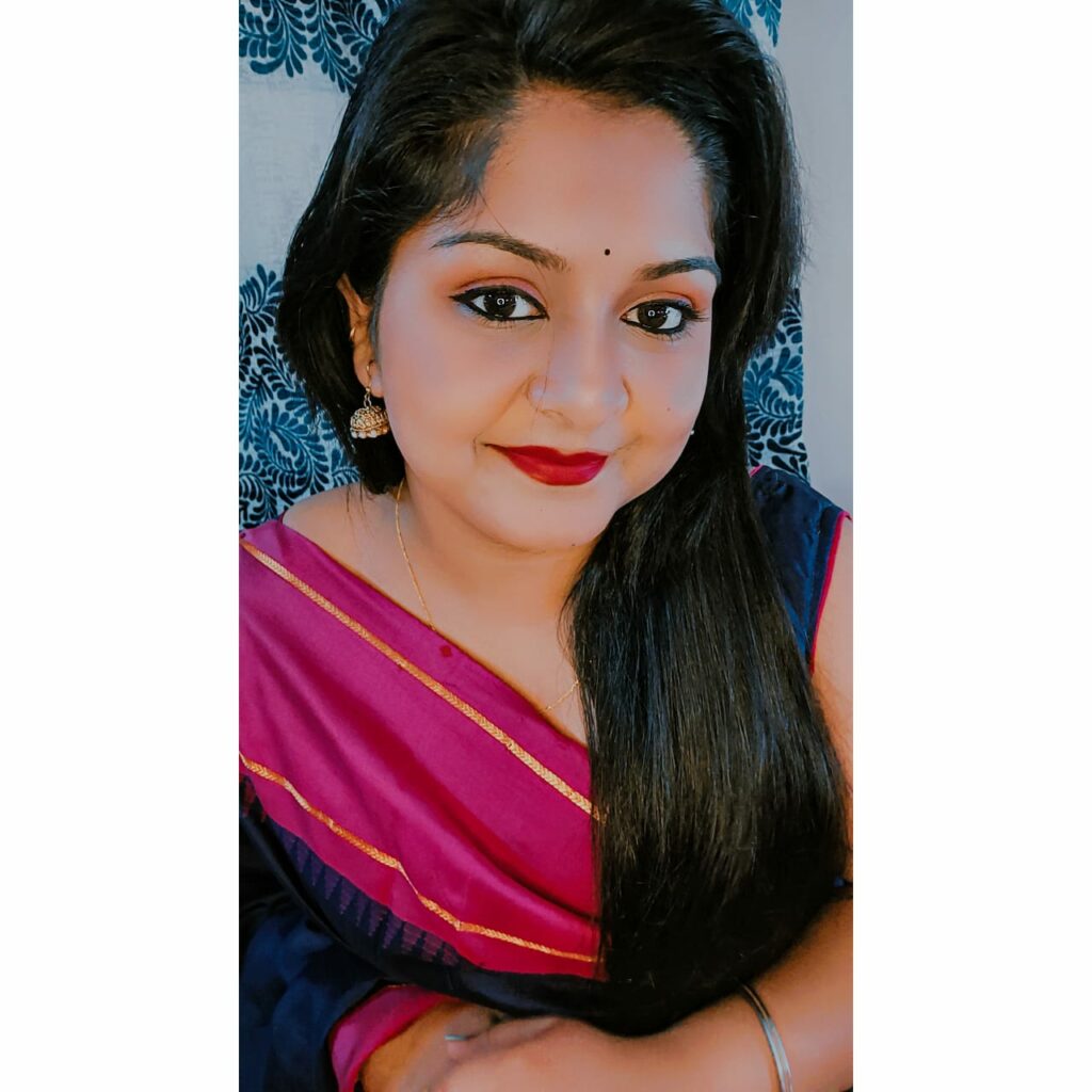 Anushka Kaur: A Tarot Reader and Healer Who Has Guided Over 5000 Souls