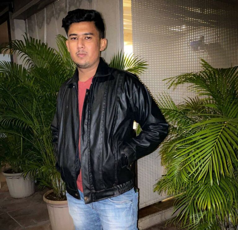 Yash Zagade: A Visionary Entrepreneur Shaping Baramati’s Future