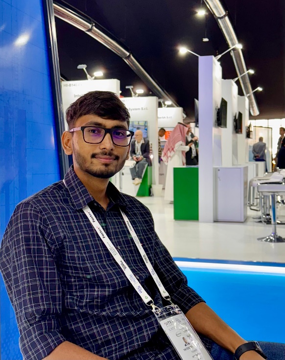 Yatendra Kaushik Raises 1.5 Million AED (Approx. 3.25 Crores INR) for his AI Startup InnoveBots AI in Dubai