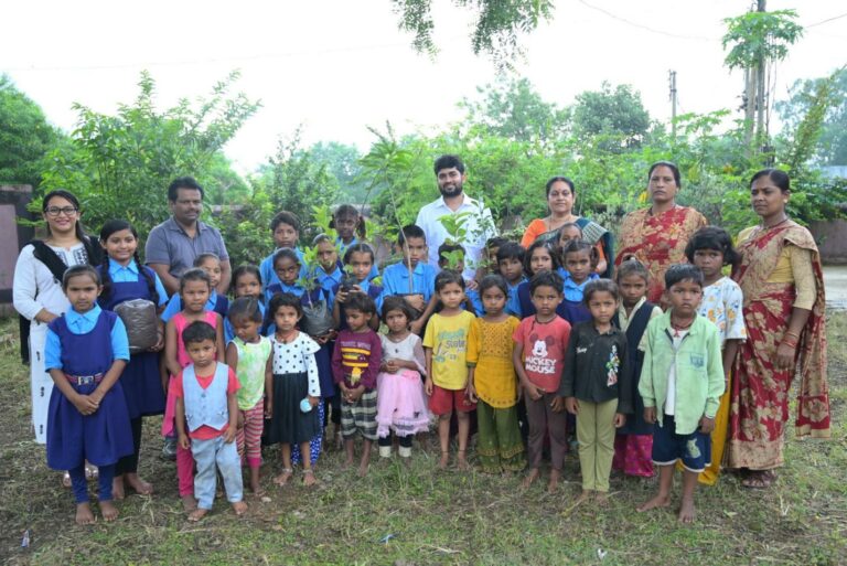 Guarented Team Partners with Underprivileged Children to Plant 500 Mahogany Trees