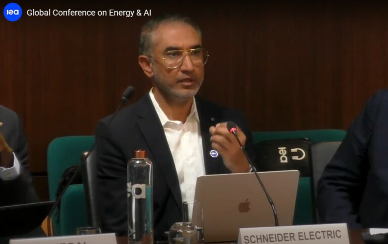 Schneider Electric Announces New Solutions to Address the Energy and Sustainability Challenges Spurred by AI