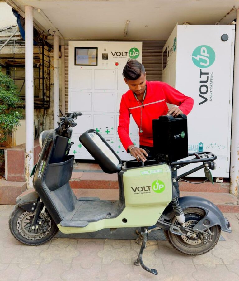VoltUp and Revamp Moto Partner to transform last-mile mobility; to deploy 40,000 e-2wheelers