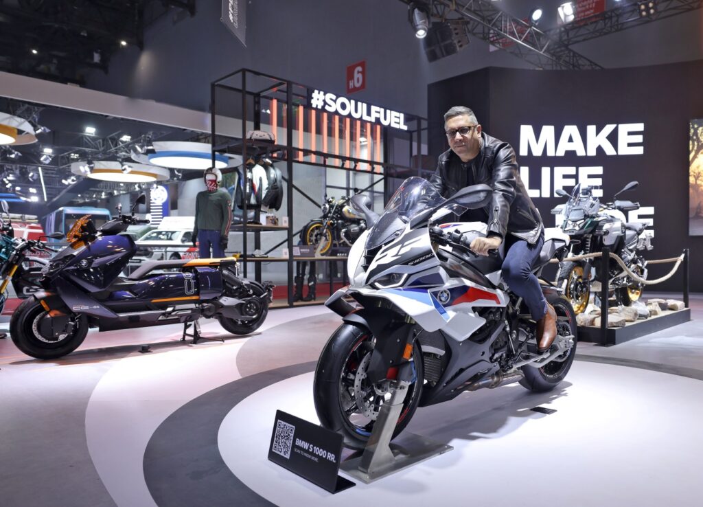 Challenge Your Limits: BMW Motorrad India launches the new BMW S 1000 RR.