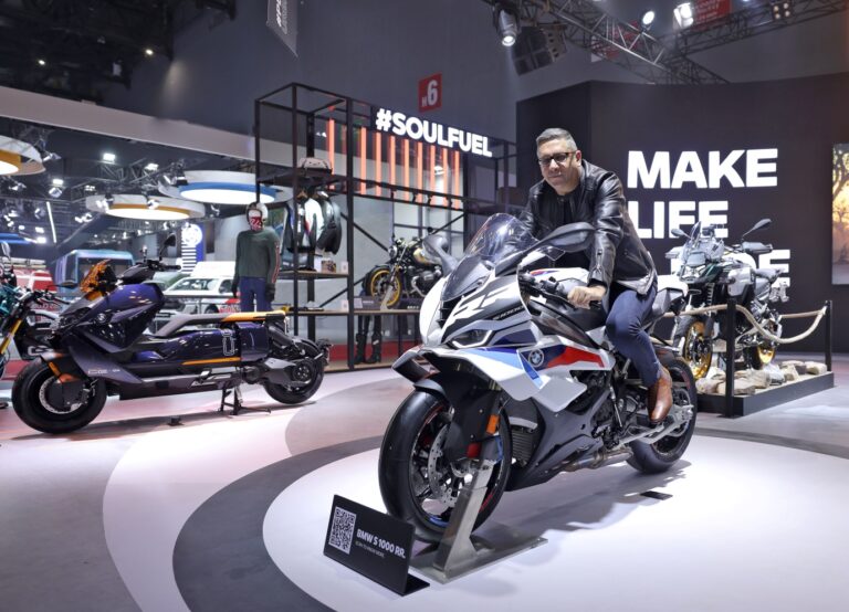 Challenge Your Limits: BMW Motorrad India launches the new BMW S 1000 RR.
