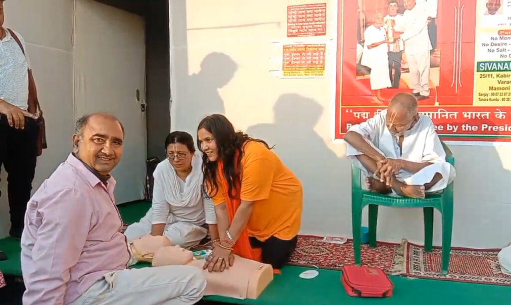 CPR Awareness at Mahakumbh Mela, Prayagraj – Endorsed by Padma Shri Sivanand Baba