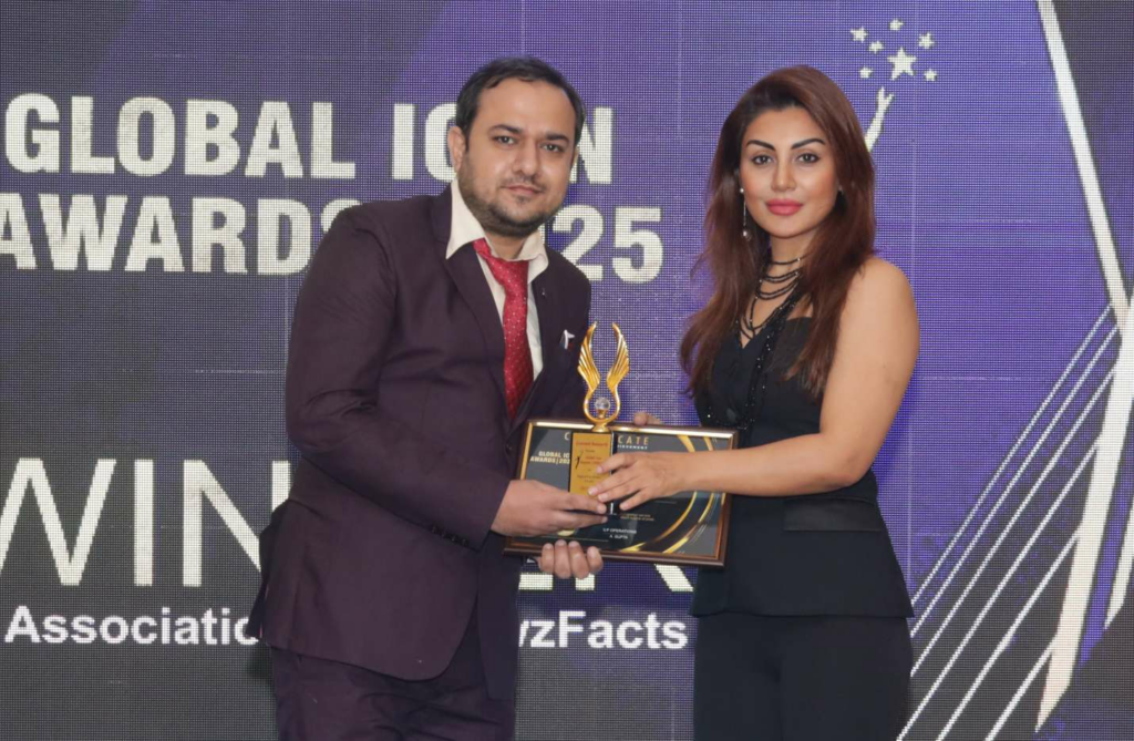 Seospidy Receives Prestigious Digital Excellence Award 2025 at the Global Icon Awards, Presented by Bollywood Actress Rimi Sen