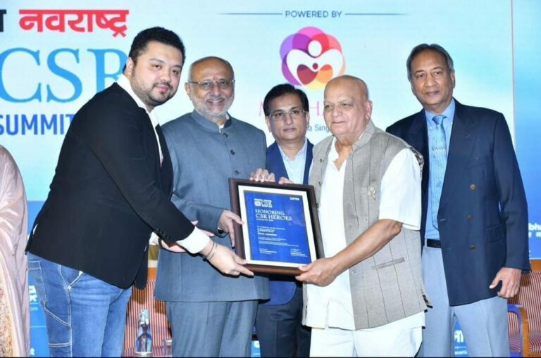 Maharashtra Governor C.P. Radhakrishnan Felicitates Arjun Kandhari with Youth Excellence in leadership and CSR