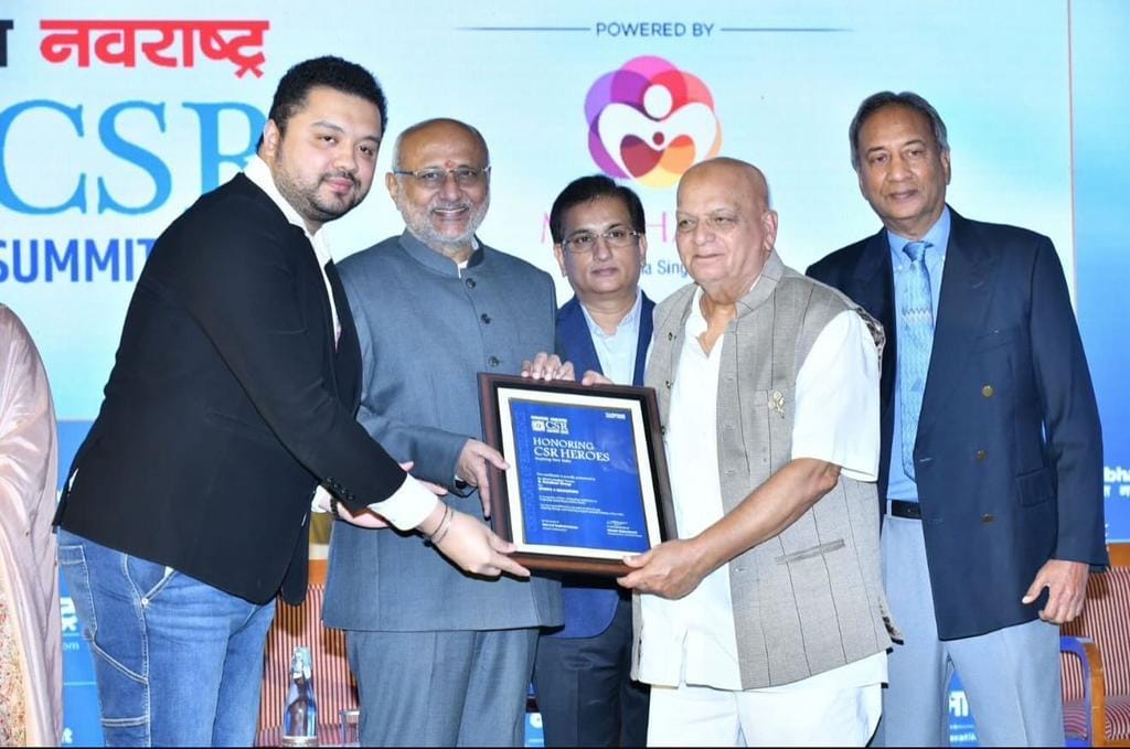 Maharashtra Governor C.P. Radhakrishnan Felicitates Arjun Kandhari with Youth Excellence in leadership and CSR