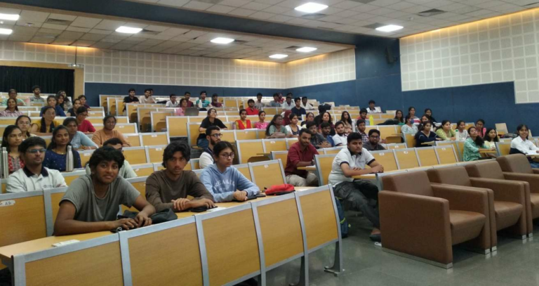 Admissions Open to IHub-Data’s 6-month Student Training Program on AI/ML at IIIT Hyderabad