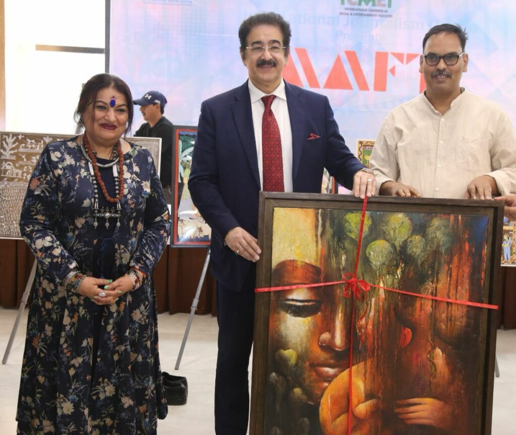 Art is to carve the emotions of the heart on the canvas – Kanchan Mehra