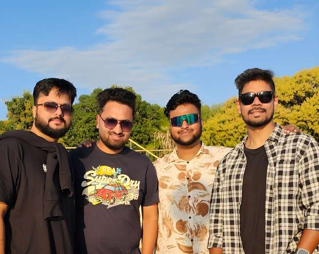 Vestra: Empowering Non-Tech Users to Build with AI