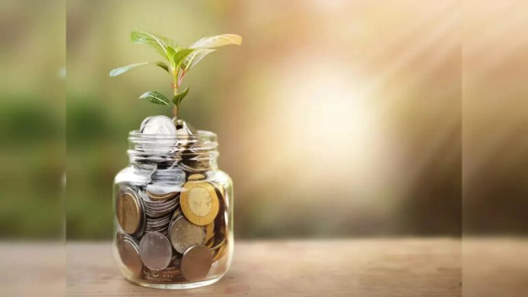 Why should you continue your SIP investments in a bear market?