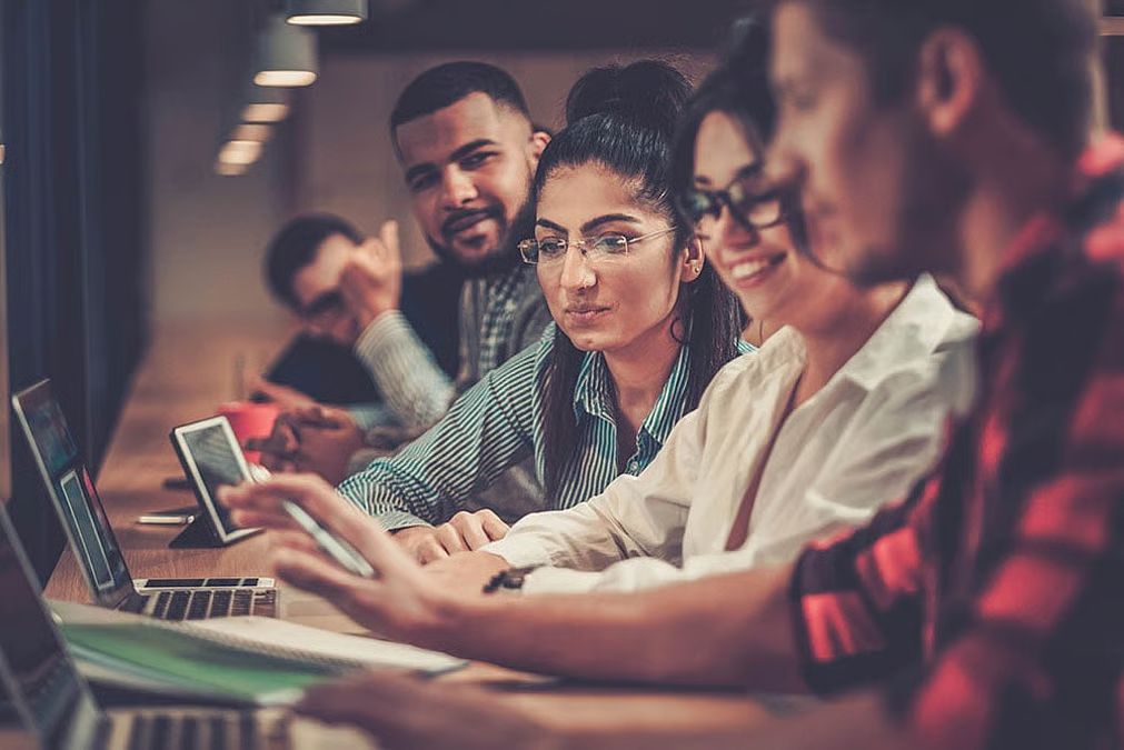 Paisabazaar Analysis Shows Young Indians Beginning Credit Journeys Early