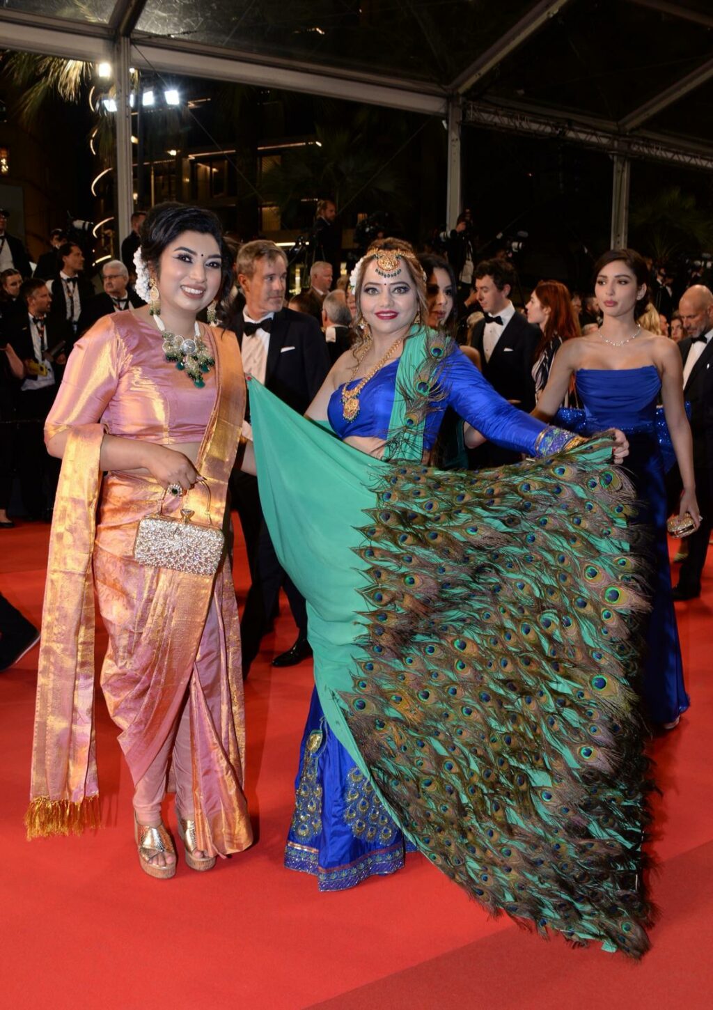 Smrutha Santhosh becomes the first British Indian Fashion Designer to walk the red carpet