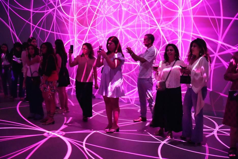 DLF Malls X The Legends Immersive Cinema Hosts a Stunning Debut of Leonardo da Vinci & Vincent Van Gogh’s Immersive Art Showcase