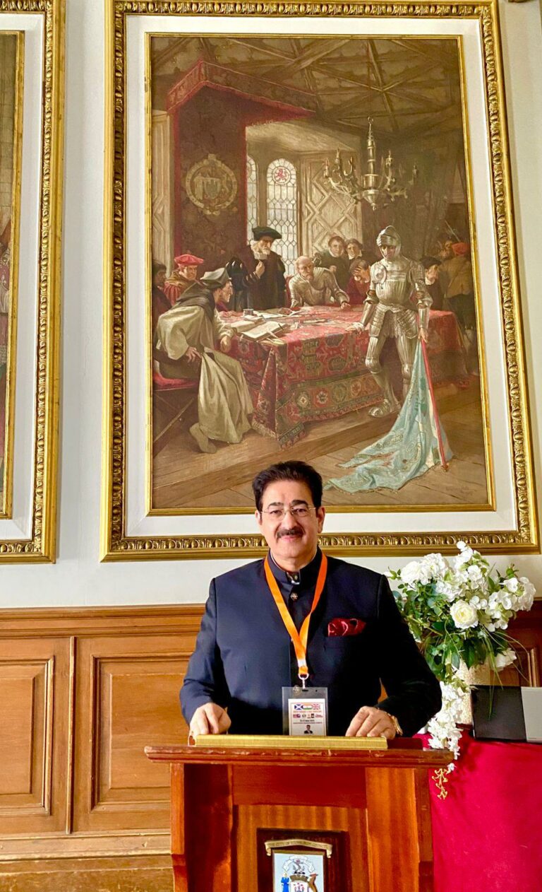 Edinburgh Salutes Indian Visionary Dr. Sandeep Marwah at Global Leadership Conclave