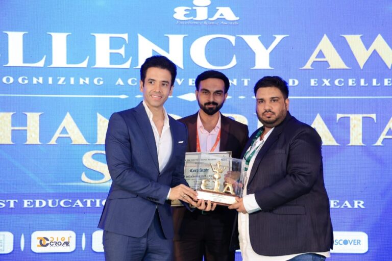 Digicrome Shines Again: Wins “Best Educational Institute of the Year” at Excellency Iconic Awards 2025