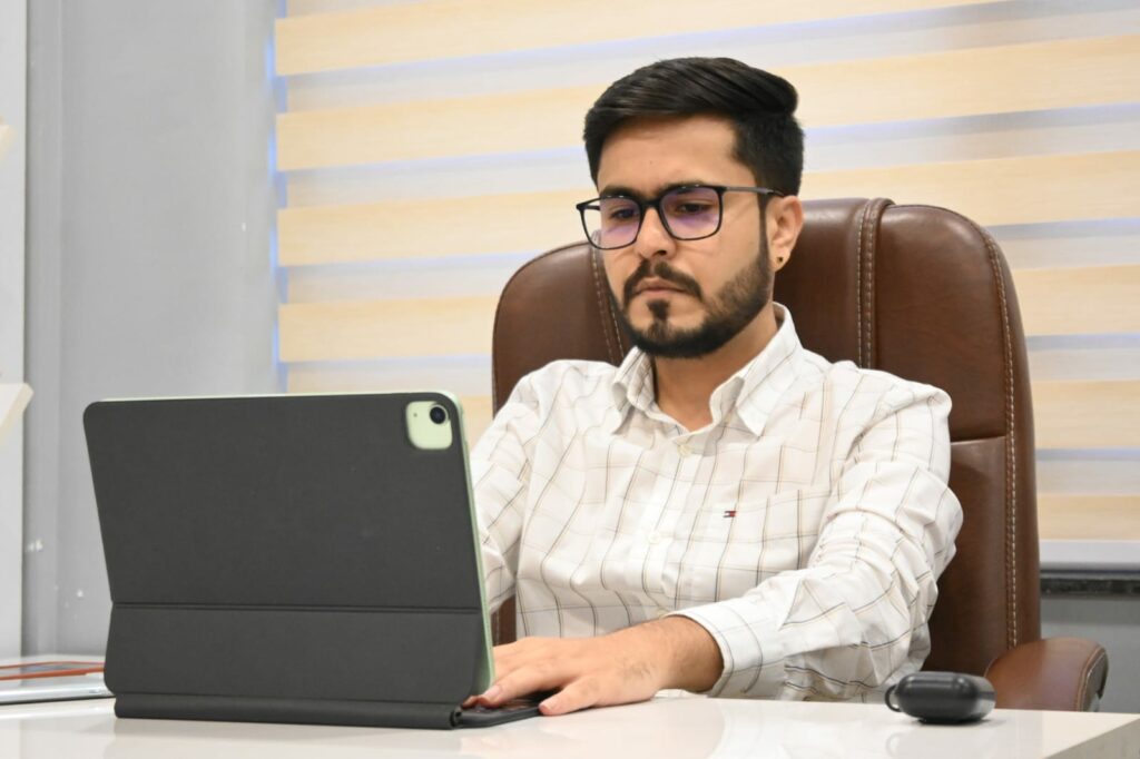 The Educator Who Builds: Vineet Ramani’s Journey from Tier 2 to Global Impact