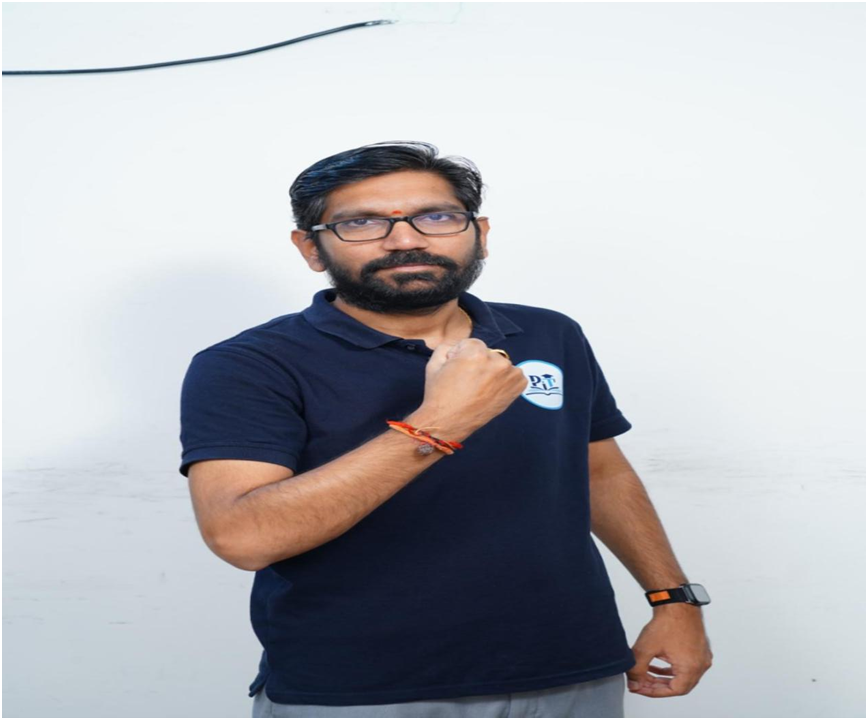 Mudholkar Vivek: The Visionary Behind PIT CLASSES – Revolutionizing JEE & NEET Education in Telugu States