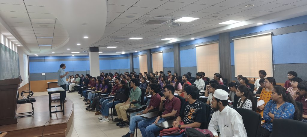 24-Week Weekend AI/ML Training Program for Engineering Students at IIIT Hyderabad