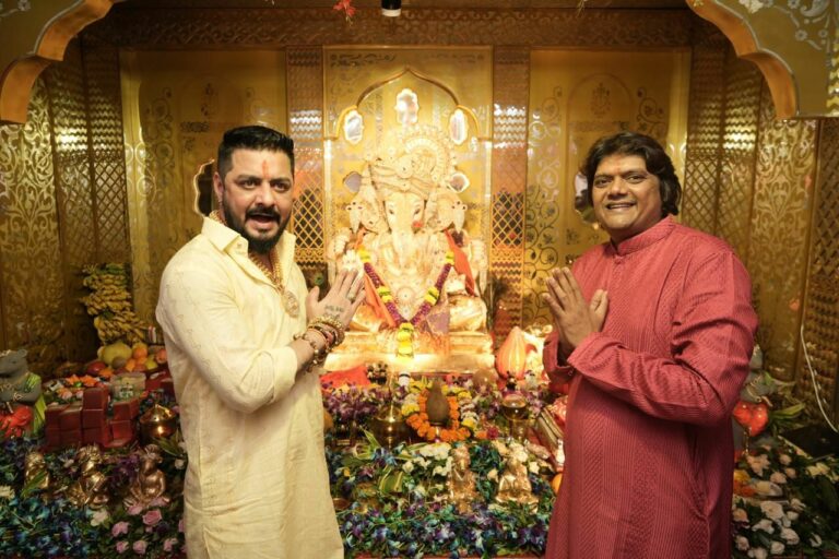 Mumbai’s Best Attraction: Mumbai Cha Sheth’s Open Double Decker Ganpati Tour