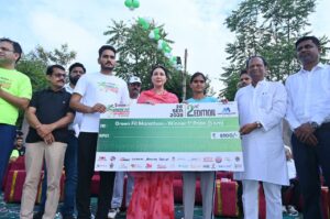 Green Fit Marathon-2025: Over 5,000 Runners Participate, Deputy Chief Minister Diya Kumari Flags Off the Event