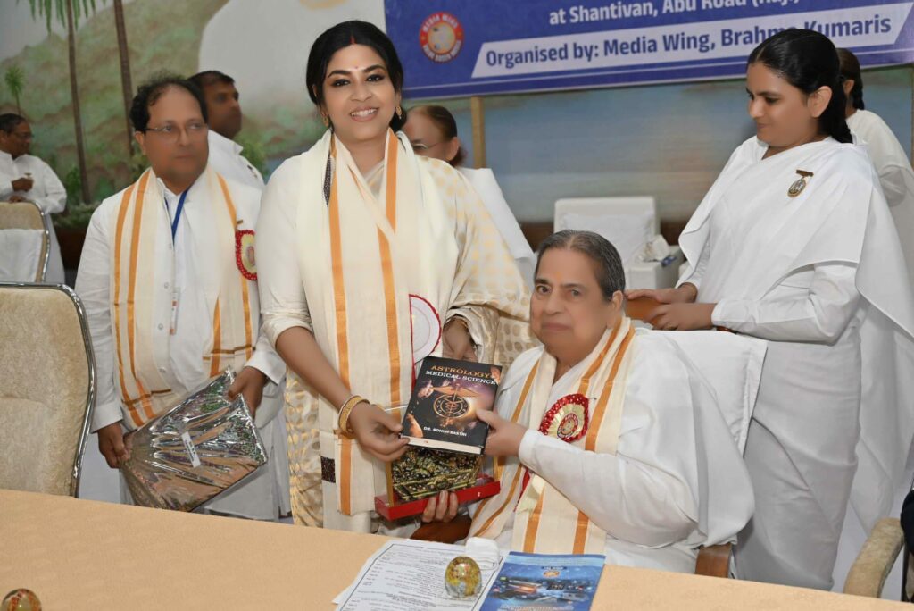 Dr. Sohini Sastri Shines as Guest of Honor at the Rashtriya Media Maha Sammelan 2025 Held at the Brahma Kumaris Headquarters