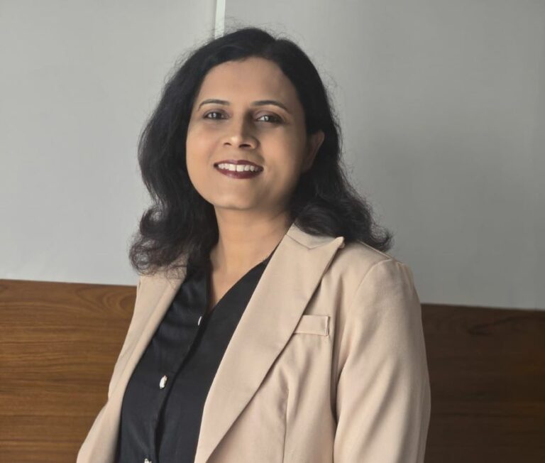 Dr. Vikrant Bhujbalrao Hosts Dr. Monali Wagh on “V Show – Vikrant’s Intellectual Entertainment”