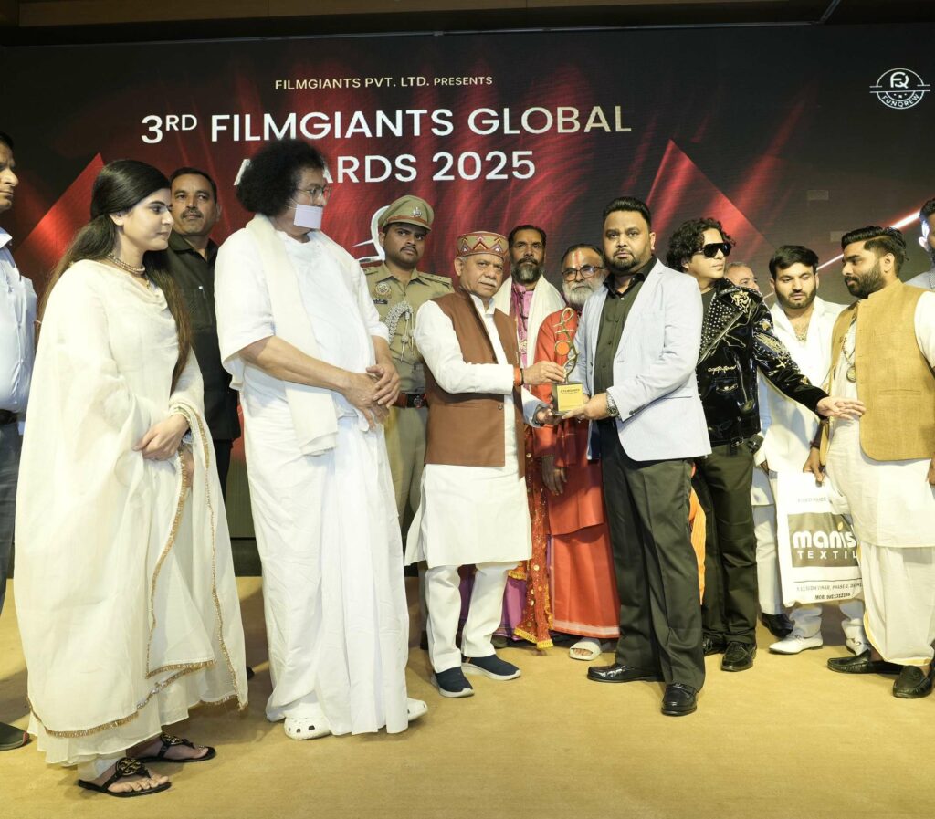 Gurpreet Khetla Honoured at the 3rd FilmGiants Global Awards 2025 in Delhi