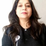 “Handcrafted Wooden Furniture in India: Lakkadhaara Supports Artisans and Sustainability”
