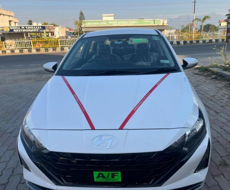 Self Drive Car Rental in Dehradun Sees