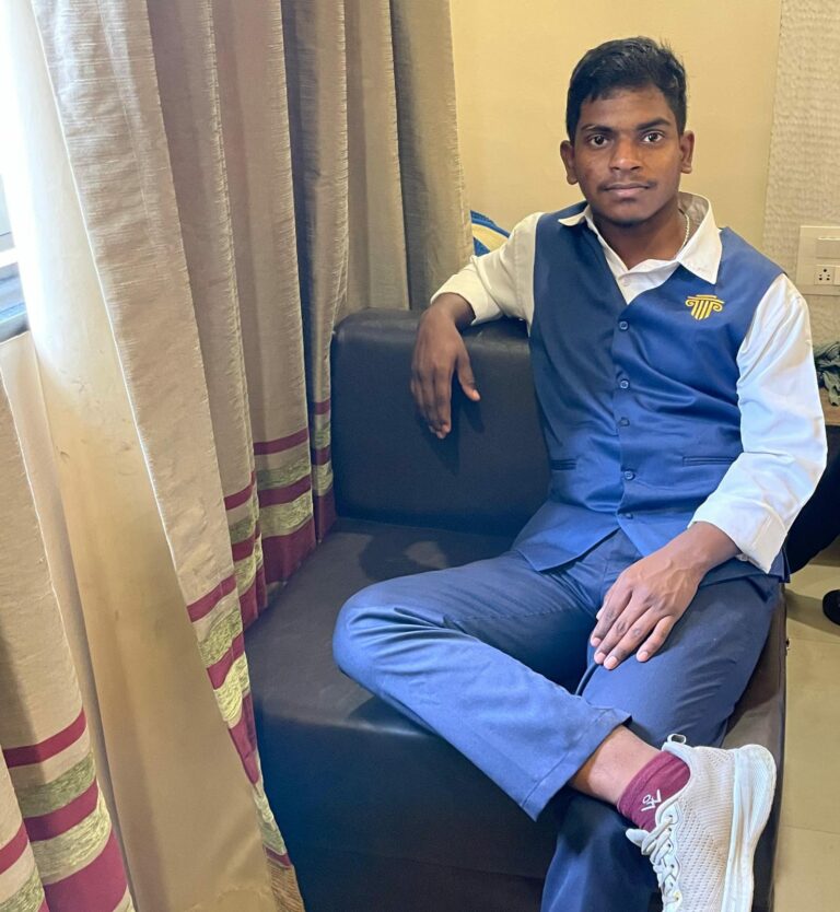 Abhishek Awara – A Young Indian Singer Making His Mark in the Music Industry