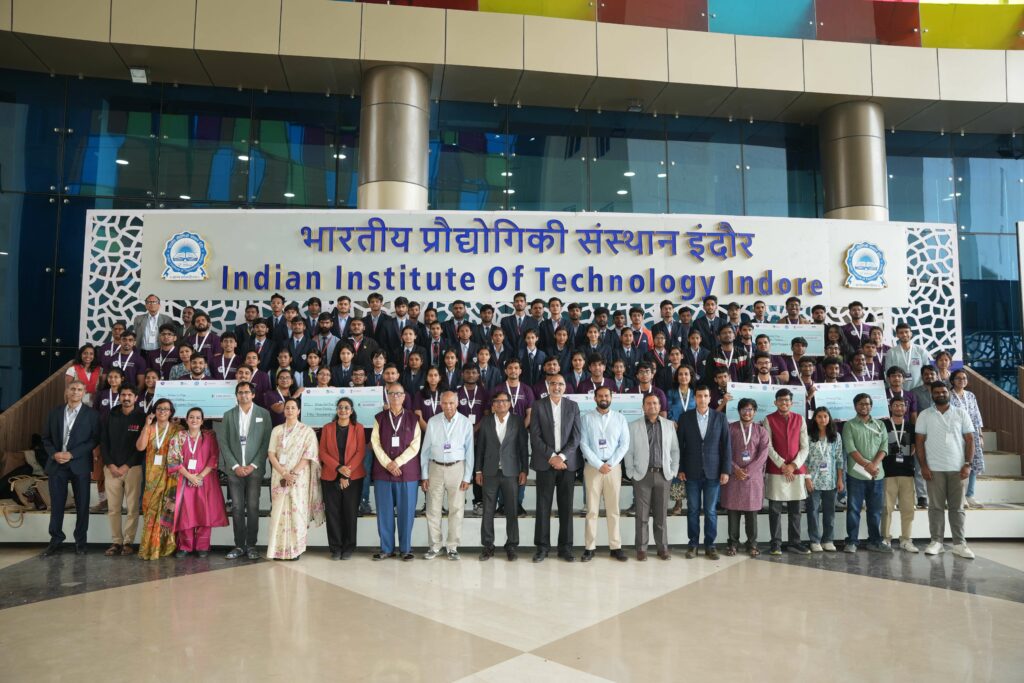 Maker Bhavan Foundation Crowns Winners of Vishwakarma Awards 2025