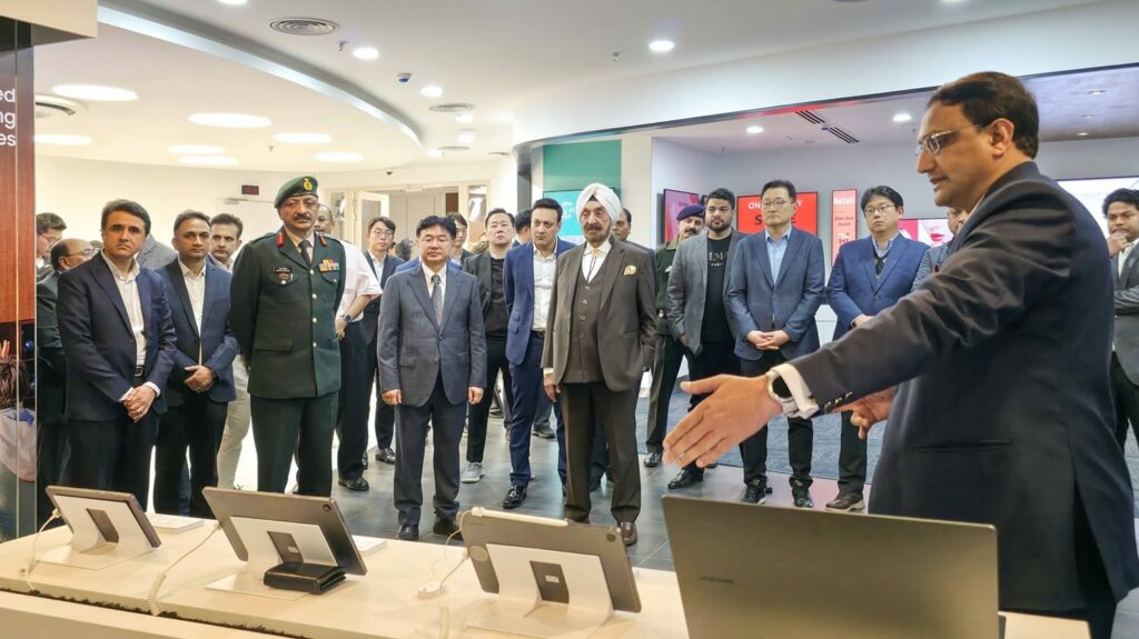 Samsung Opens Gurugram Business Experience Studio to Showcase AI-powered Solutions for Enterprises