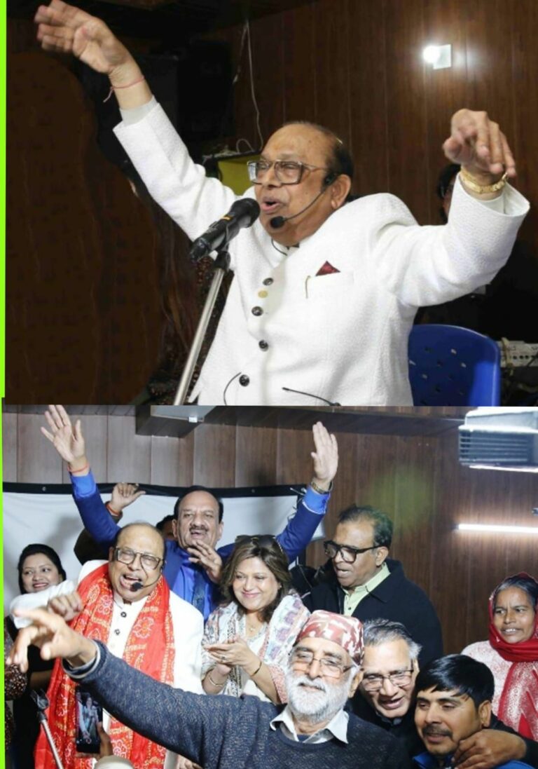 Dr. Er. Rtn. Rajainderr Jaina entered the hall of old aged home Senior Citizens while enchanting a beautiful song ‘O Mehbooba tere dil ke pass hi hai