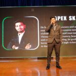 AbhiBus Rewards Grand Winter Bus Sale Winner with a Premium SUV