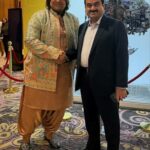 Zoya’s iconic My Embrace Returns withbrand ambassador Sonam Kapoor in anew expression of being