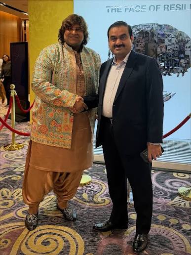 Sufi Singer Mujtaba Aziz Naza Praised by Gautam Adani at Global Indology Conclave