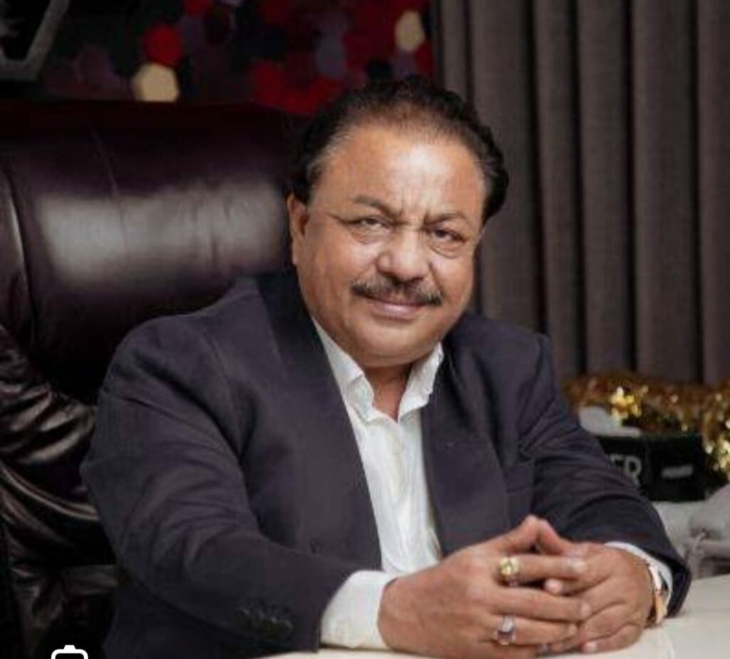 Aslam Lashkaria Sets an Example of Communal Harmony with Strong Support to Navratri Sahastra Navchandi Yagna